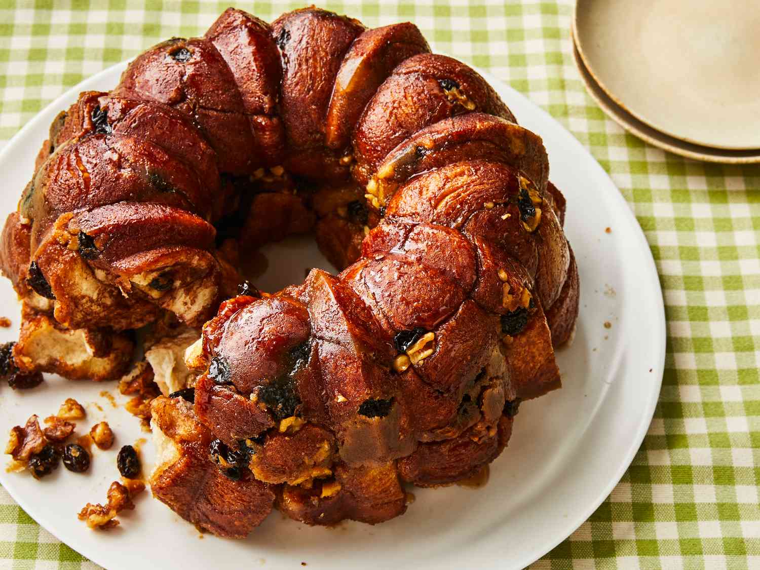 Homemade Monkey Bread: Biscuit Dough Magic for Sweet Indulgence